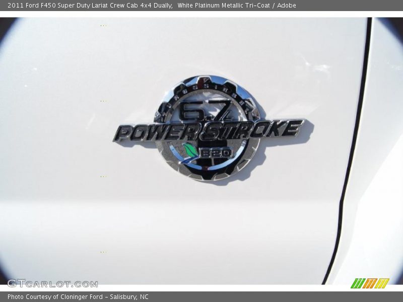  2011 F450 Super Duty Lariat Crew Cab 4x4 Dually Logo
