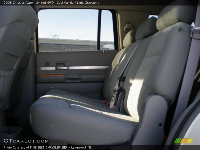Cool Vanilla / Light Graystone 2008 Chrysler Aspen Limited 4WD