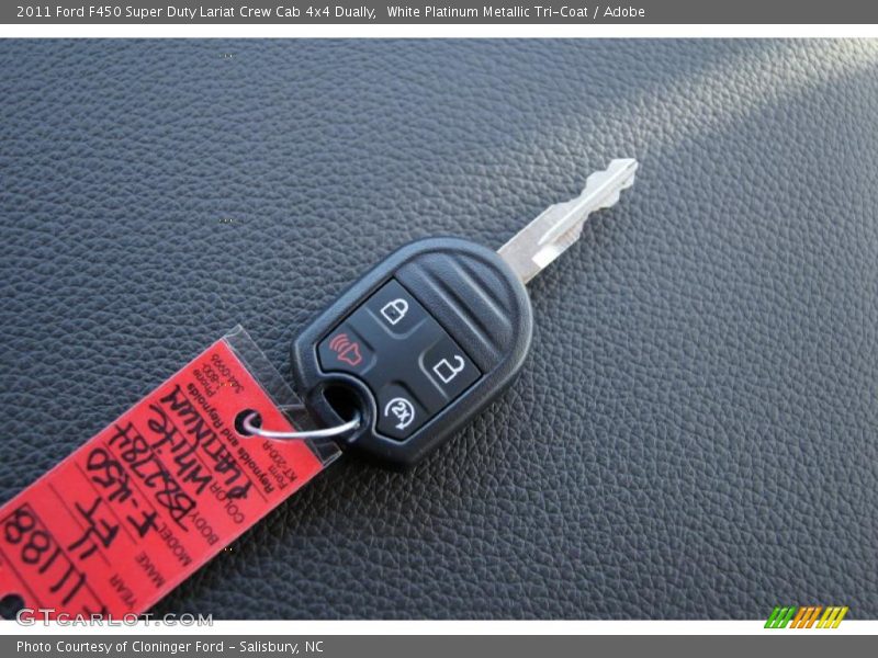 White Platinum Metallic Tri-Coat / Adobe 2011 Ford F450 Super Duty Lariat Crew Cab 4x4 Dually