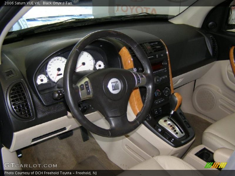 Black Onyx / Tan 2006 Saturn VUE V6