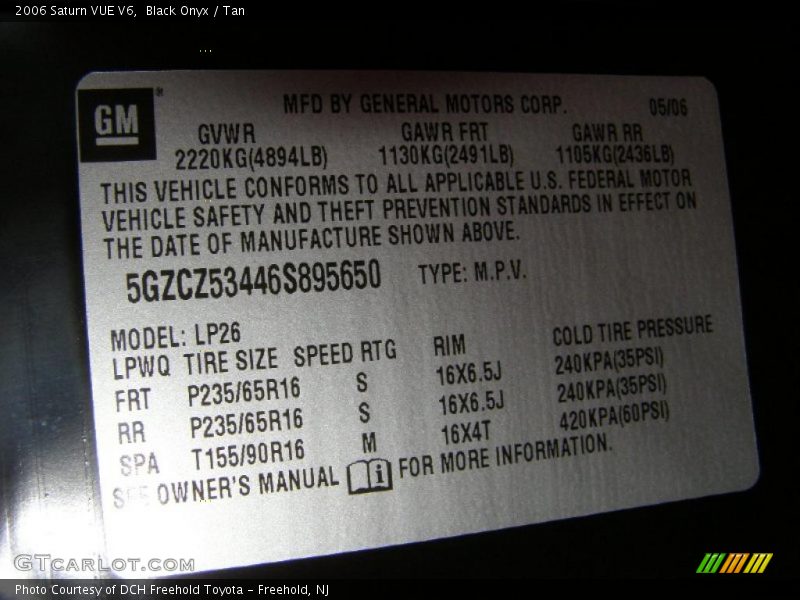 Black Onyx / Tan 2006 Saturn VUE V6