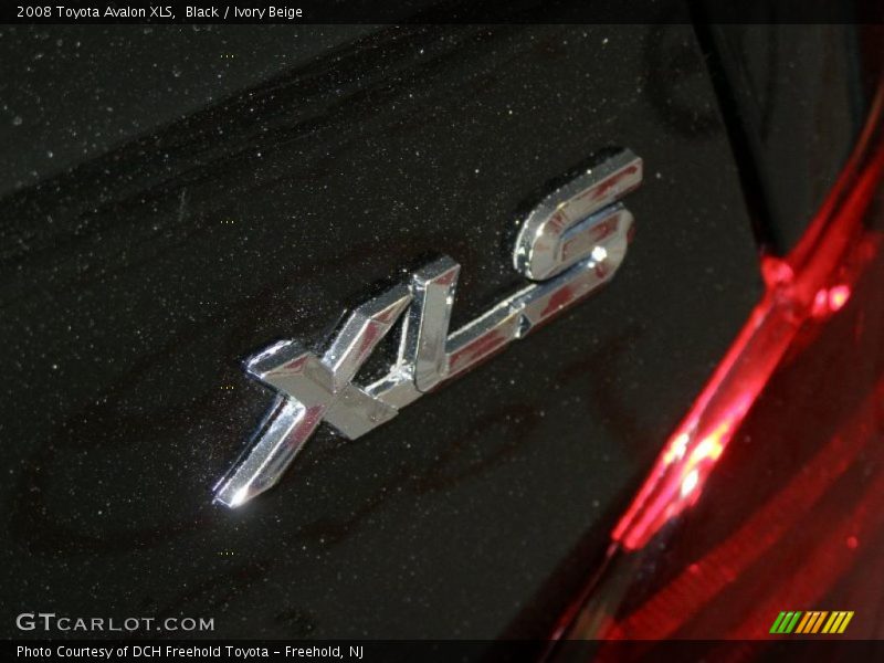 Black / Ivory Beige 2008 Toyota Avalon XLS