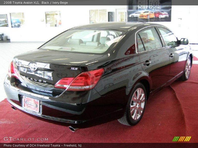 Black / Ivory Beige 2008 Toyota Avalon XLS