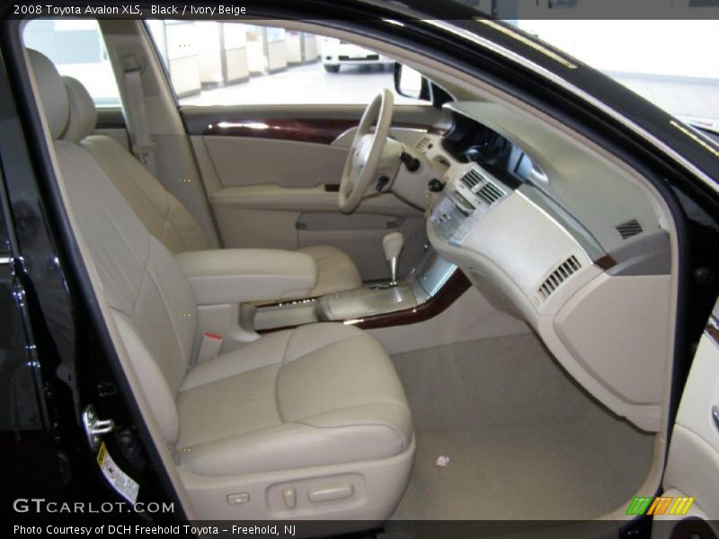 Black / Ivory Beige 2008 Toyota Avalon XLS