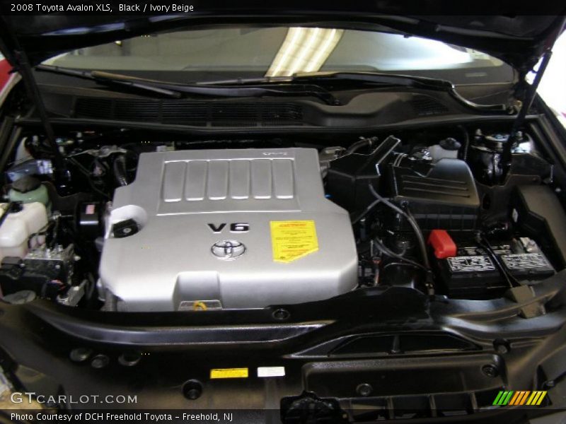 Black / Ivory Beige 2008 Toyota Avalon XLS