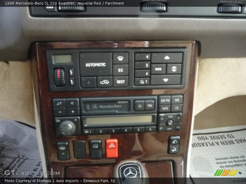 Controls of 1996 SL 320 Roadster