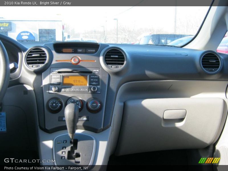 Bright Silver / Gray 2010 Kia Rondo LX
