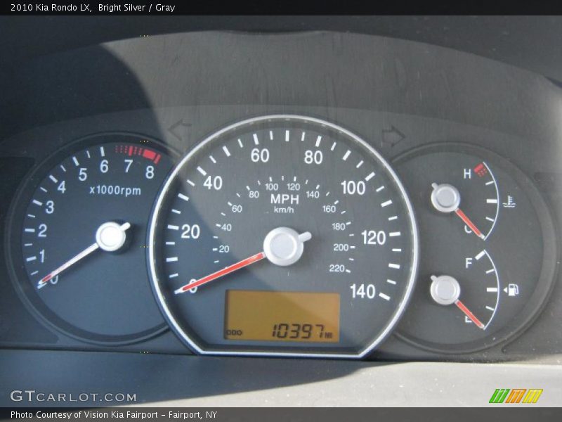 Bright Silver / Gray 2010 Kia Rondo LX