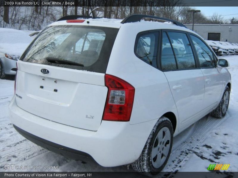 Clear White / Beige 2009 Kia Rondo LX