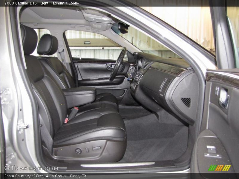 Light Platinum / Ebony 2008 Cadillac DTS