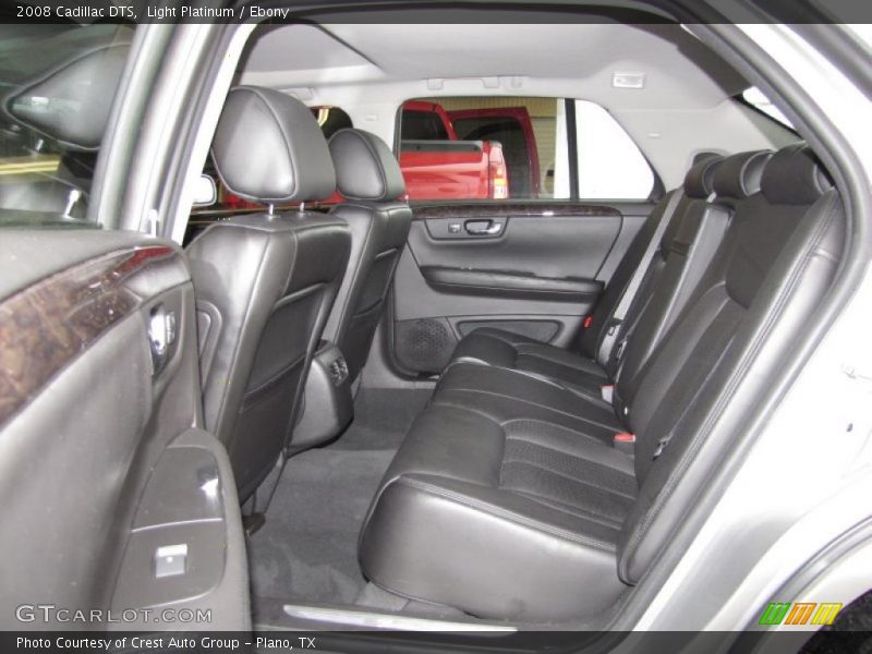 Light Platinum / Ebony 2008 Cadillac DTS