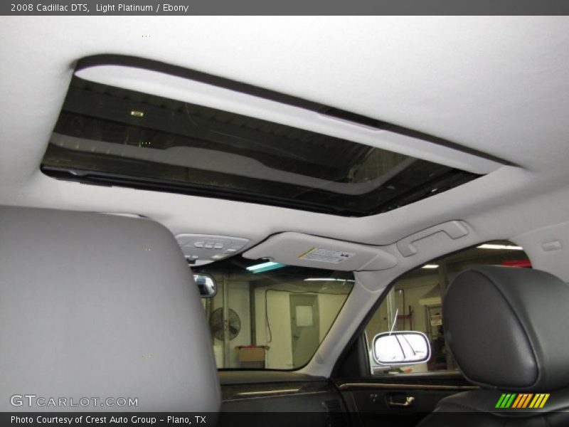 Light Platinum / Ebony 2008 Cadillac DTS