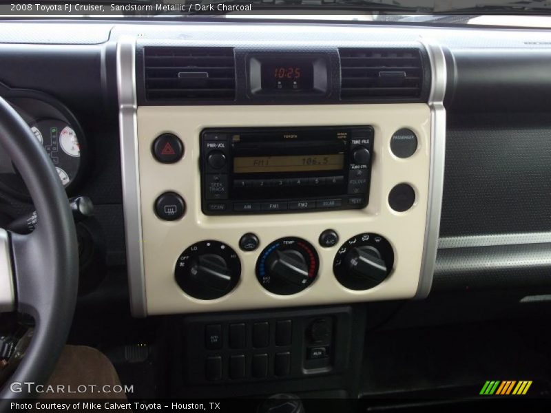 Controls of 2008 FJ Cruiser 