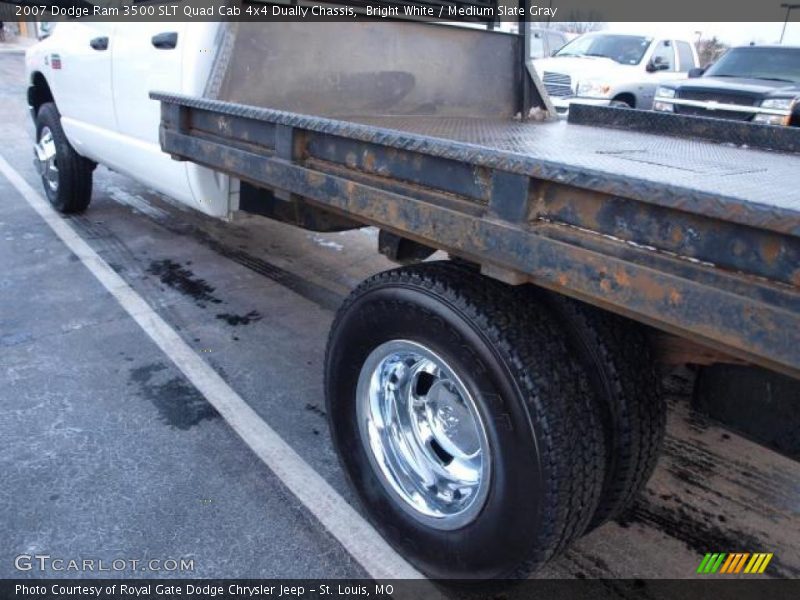 Bright White / Medium Slate Gray 2007 Dodge Ram 3500 SLT Quad Cab 4x4 Dually Chassis