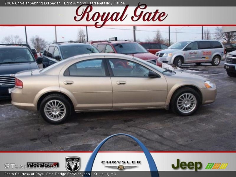 Light Almond Pearl Metallic / Taupe 2004 Chrysler Sebring LXi Sedan