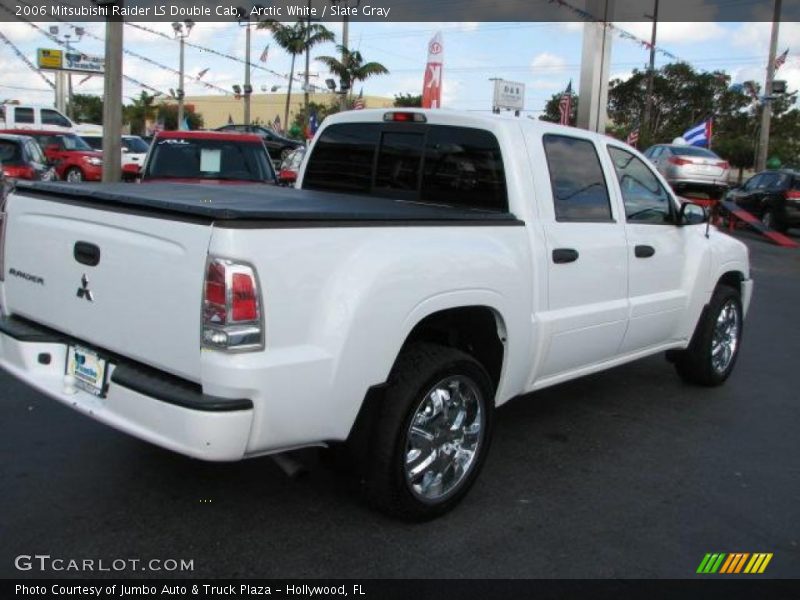 Arctic White / Slate Gray 2006 Mitsubishi Raider LS Double Cab