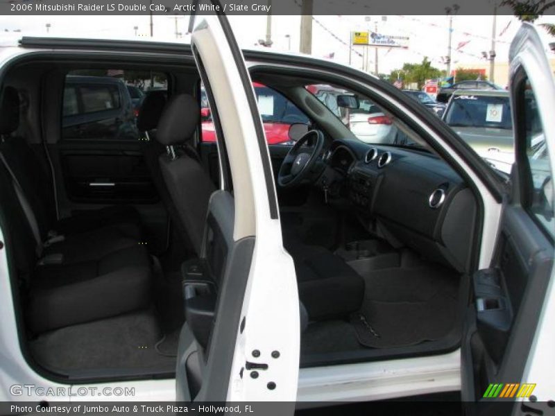 Arctic White / Slate Gray 2006 Mitsubishi Raider LS Double Cab