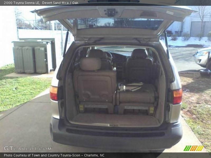 Desert Sand Mica / Oak 2000 Toyota Sienna LE