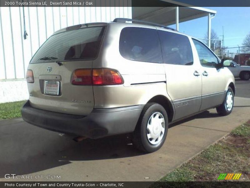 Desert Sand Mica / Oak 2000 Toyota Sienna LE