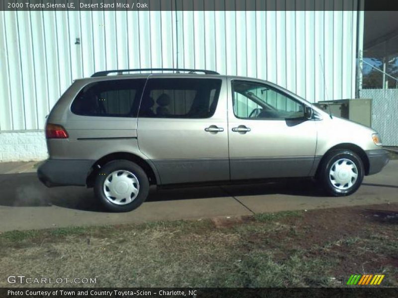 Desert Sand Mica / Oak 2000 Toyota Sienna LE
