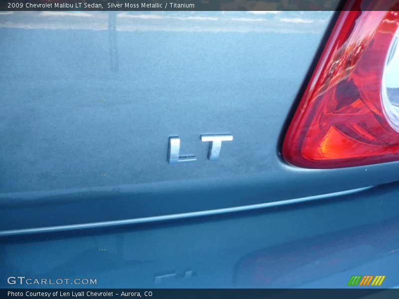 Silver Moss Metallic / Titanium 2009 Chevrolet Malibu LT Sedan
