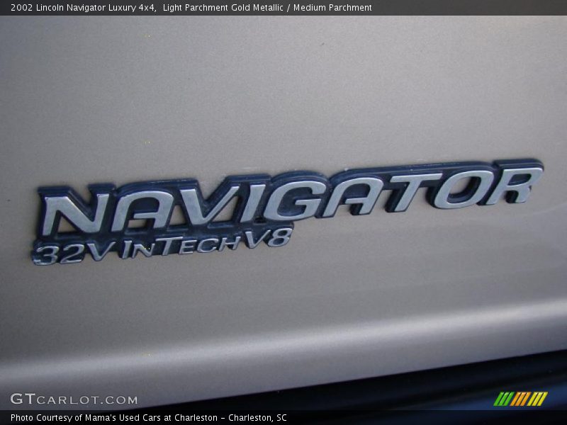 Light Parchment Gold Metallic / Medium Parchment 2002 Lincoln Navigator Luxury 4x4