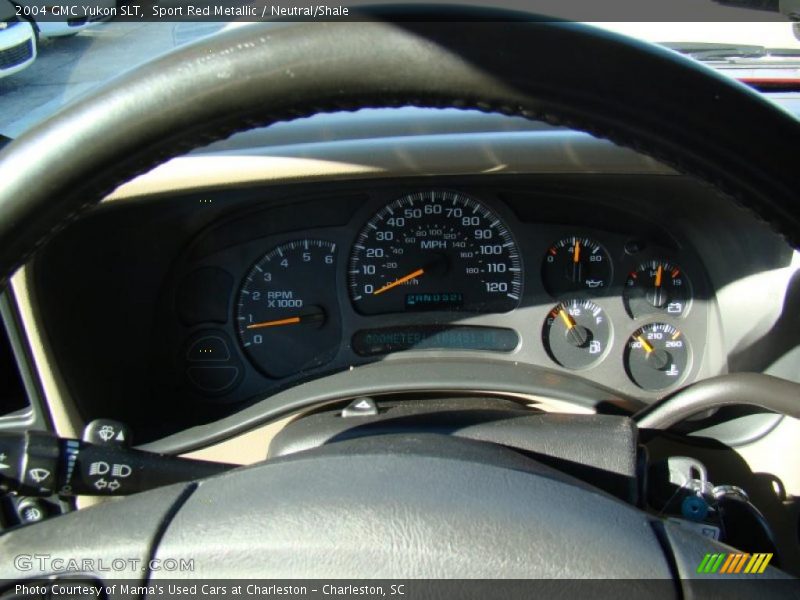 Sport Red Metallic / Neutral/Shale 2004 GMC Yukon SLT