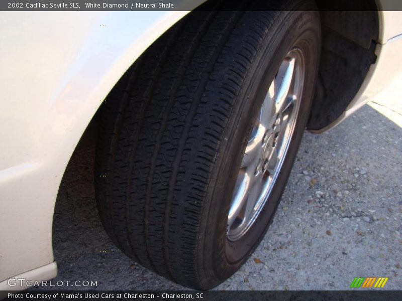 White Diamond / Neutral Shale 2002 Cadillac Seville SLS