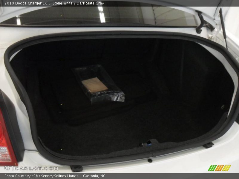Stone White / Dark Slate Gray 2010 Dodge Charger SXT