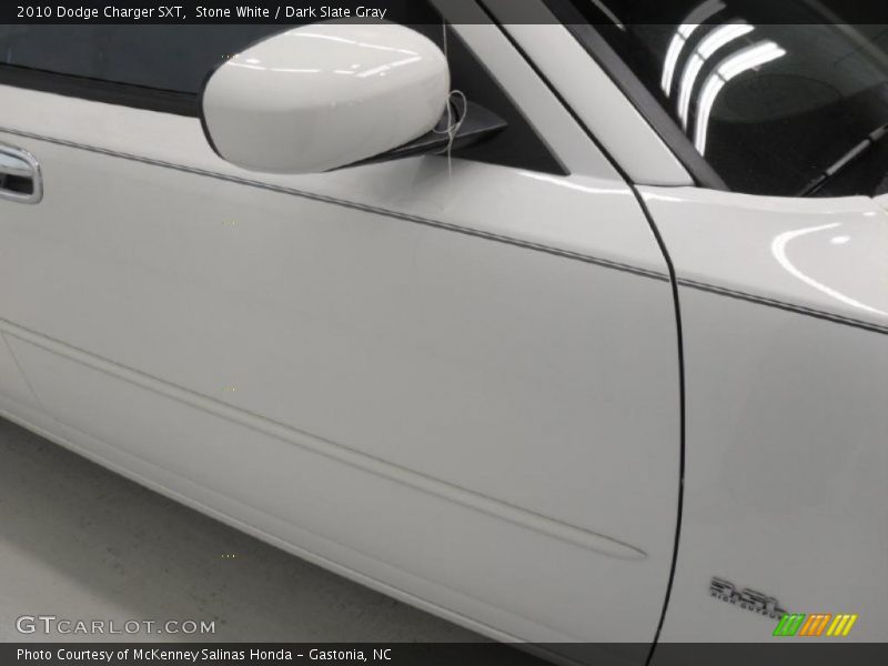 Stone White / Dark Slate Gray 2010 Dodge Charger SXT
