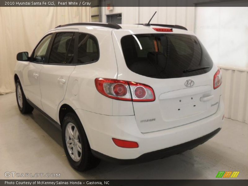 Pearl White / Gray 2010 Hyundai Santa Fe GLS