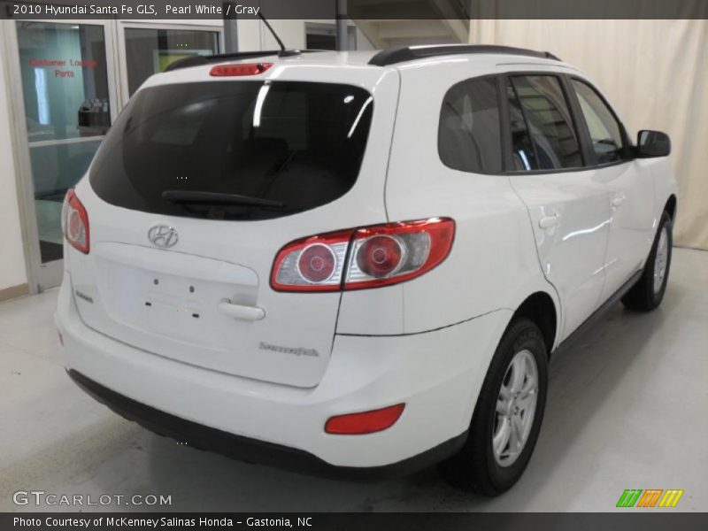 Pearl White / Gray 2010 Hyundai Santa Fe GLS