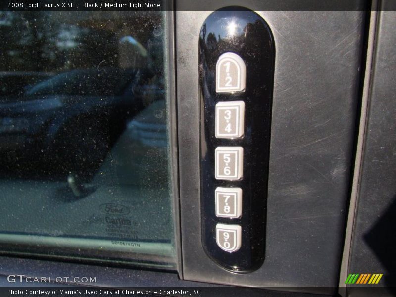 Black / Medium Light Stone 2008 Ford Taurus X SEL
