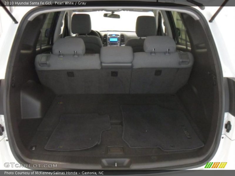 Pearl White / Gray 2010 Hyundai Santa Fe GLS