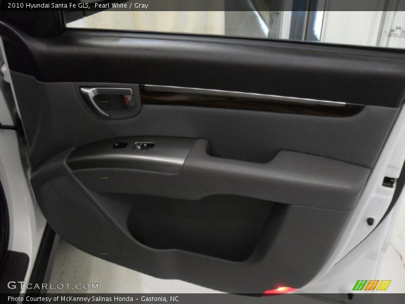 Pearl White / Gray 2010 Hyundai Santa Fe GLS