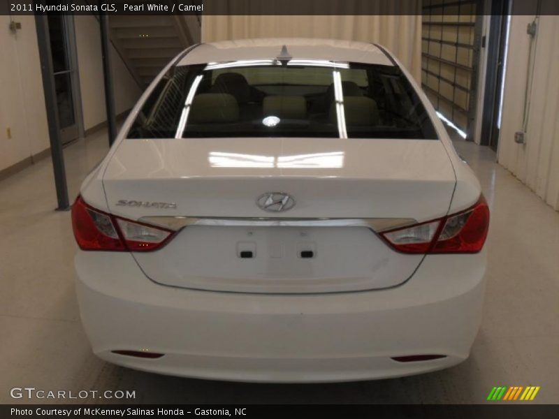 Pearl White / Camel 2011 Hyundai Sonata GLS