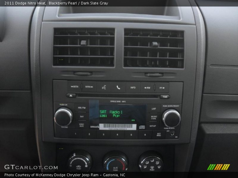 Blackberry Pearl / Dark Slate Gray 2011 Dodge Nitro Heat