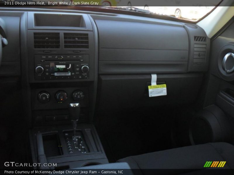 Bright White / Dark Slate Gray 2011 Dodge Nitro Heat