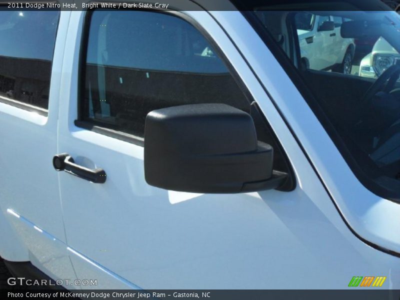 Bright White / Dark Slate Gray 2011 Dodge Nitro Heat