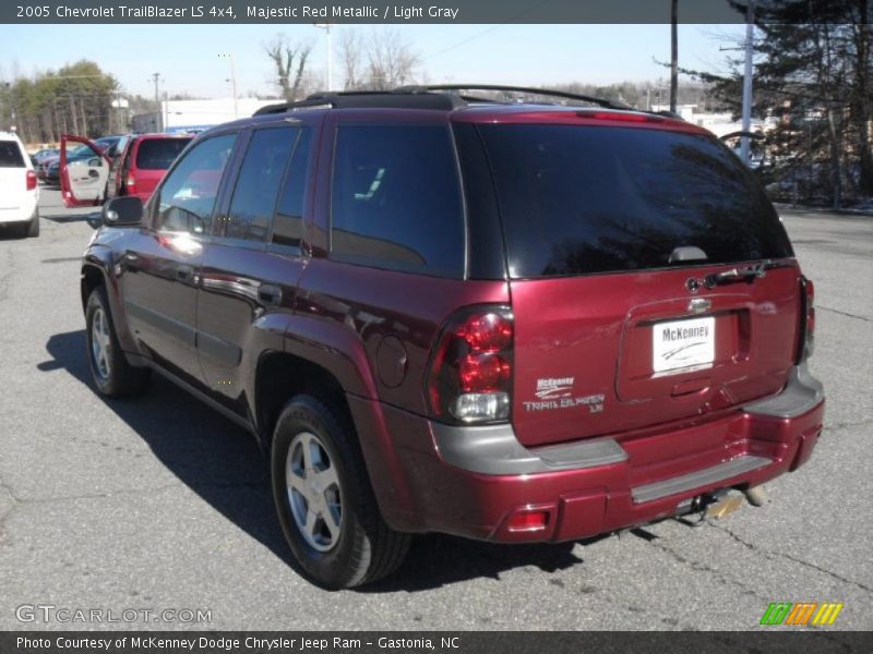 Majestic Red Metallic / Light Gray 2005 Chevrolet TrailBlazer LS 4x4