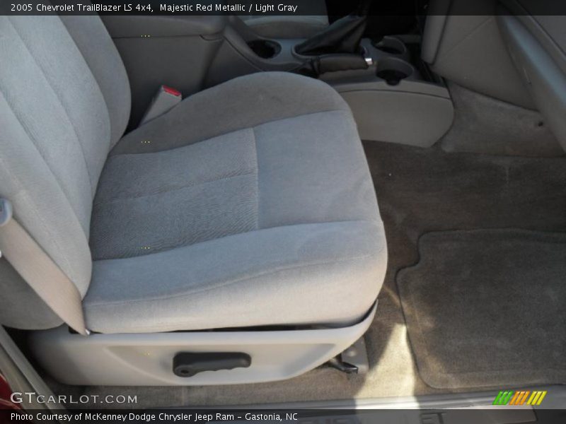 Majestic Red Metallic / Light Gray 2005 Chevrolet TrailBlazer LS 4x4