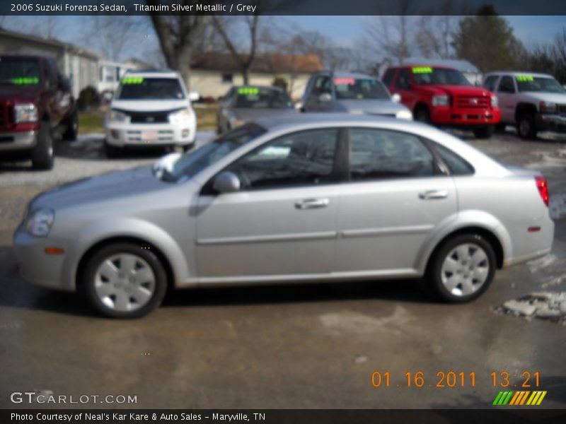 Titanuim Silver Metallic / Grey 2006 Suzuki Forenza Sedan