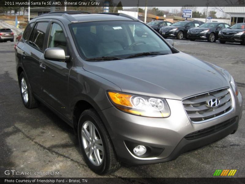 Mineral Gray / Gray 2011 Hyundai Santa Fe SE AWD