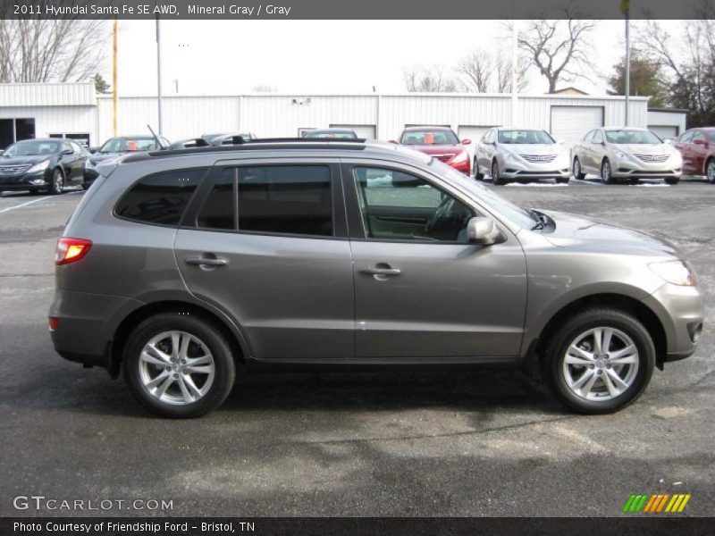 Mineral Gray / Gray 2011 Hyundai Santa Fe SE AWD