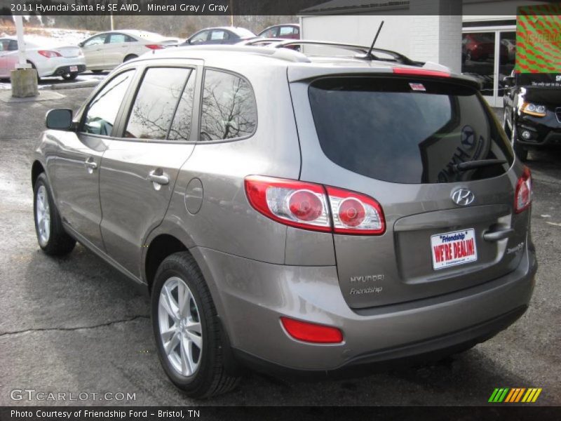 Mineral Gray / Gray 2011 Hyundai Santa Fe SE AWD