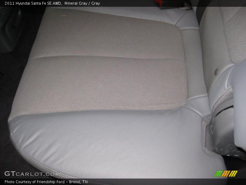 Mineral Gray / Gray 2011 Hyundai Santa Fe SE AWD