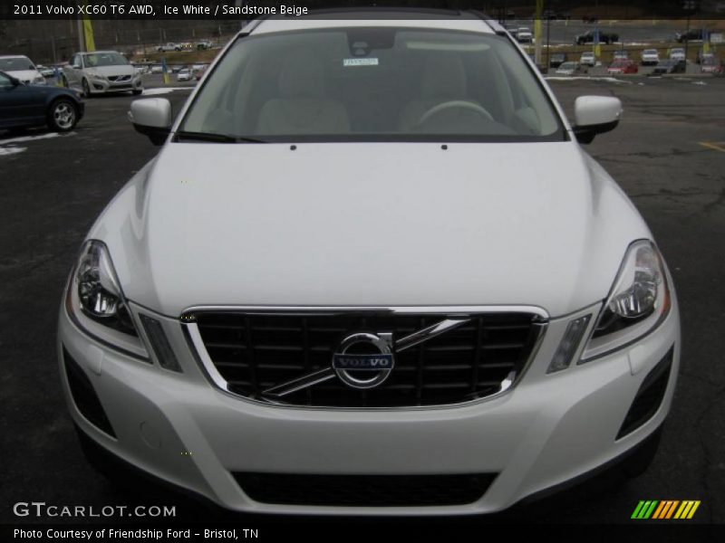Ice White / Sandstone Beige 2011 Volvo XC60 T6 AWD
