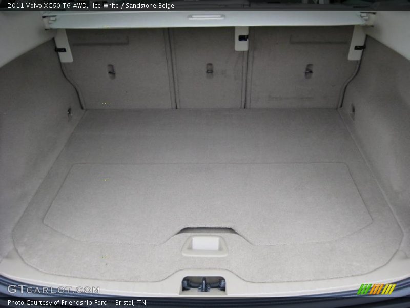  2011 XC60 T6 AWD Trunk