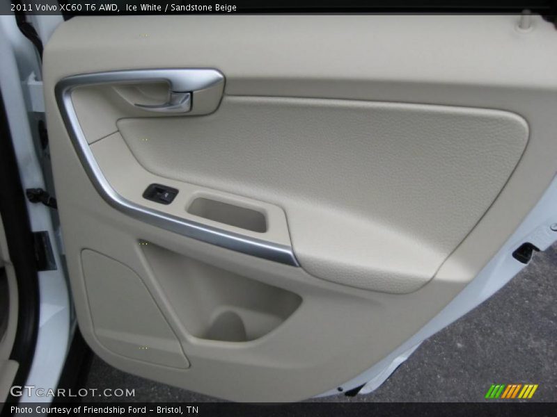 Ice White / Sandstone Beige 2011 Volvo XC60 T6 AWD