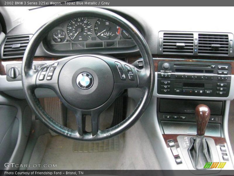 Dashboard of 2002 3 Series 325xi Wagon